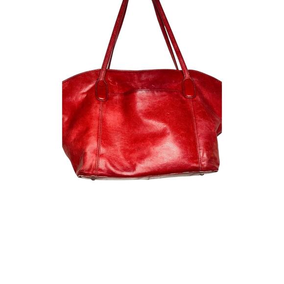 HOBO international Kole leather bag in berry red - Picture 3 of 6